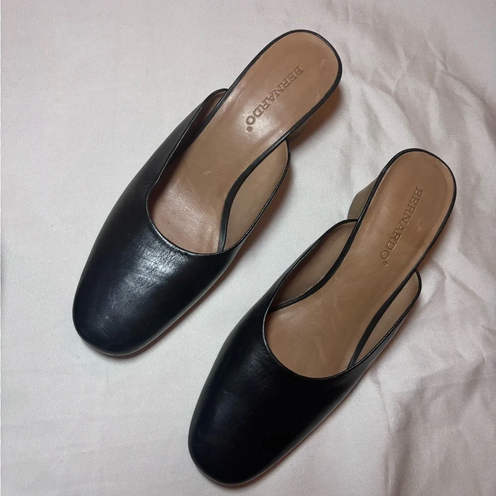 Bernardo Irene Black Leather Mule Heels Block Heel Slip On Size 9 - Picture 4 of 11